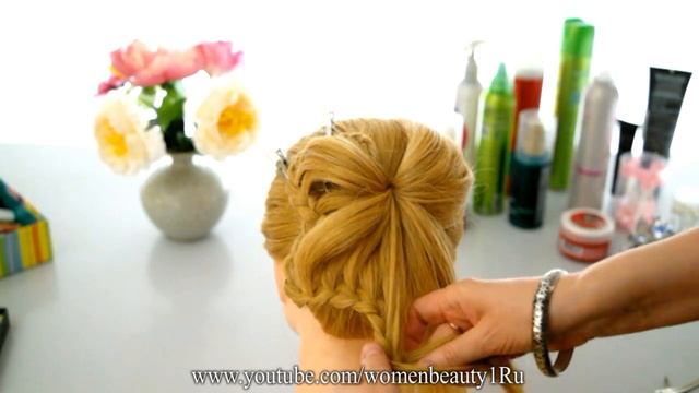 Прическа с плетением на длинные волосы: Лепестки из волос. Вариация пучка. смотреть онлайн