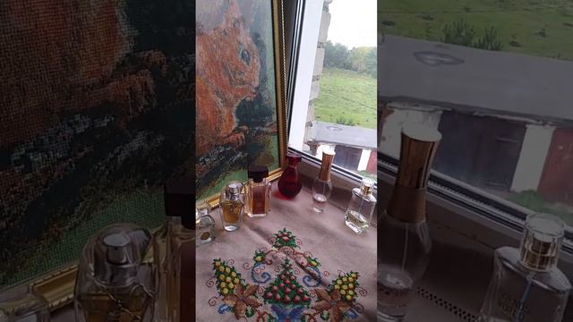 Снятые ароматы эйвон и орифлейм в моей коллекции парфюмерии.