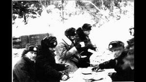 Лётчики в чёрных ЗШ. Техникам и инженерам 302иап посвящается