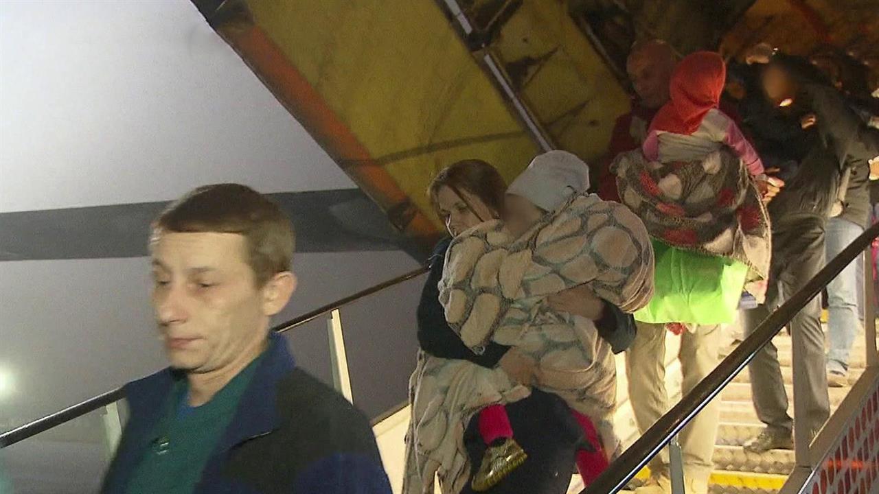 В Москву из Багдада спецбортом МЧС прилетели 32 ребенка