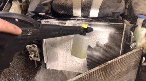 Чистка радиаторов на Kia Quoris | AUTOБРО