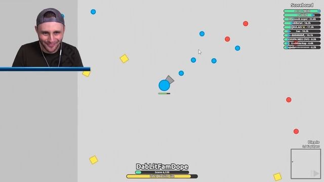 I'm back playing DIEP.IO! смотреть онлайн