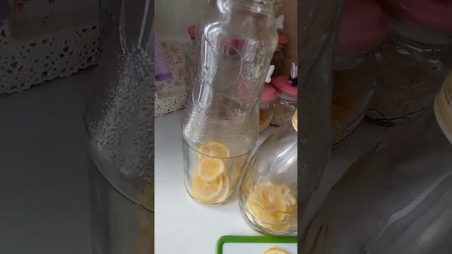 Limon kompotu?cox dadli limon kompotu, limon kompostosu,#kompot #komposto #turşutarifi #turşular смотреть онлайн