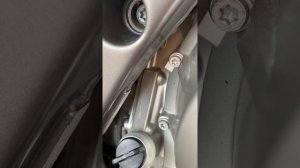 Где находится номер шасси и VIN на мотоцикле BMW K1600GT / GTL
