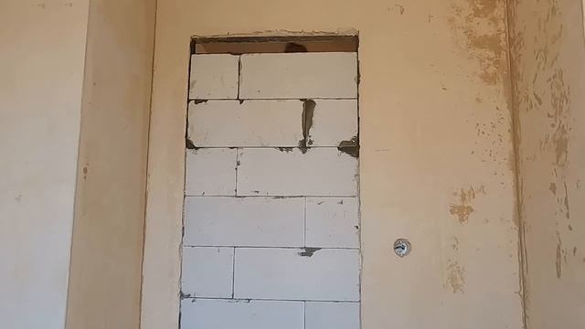 Зашиваем дверной проём газобетонными блоками смотреть онлайн