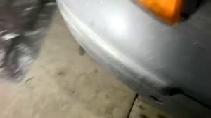 Рено Трафик 1.9 снимаем фары и передний бампер