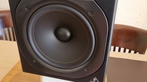 Behringer Truth B2031A Pt1