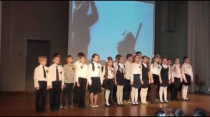 Это действительно мощно! Дети 2 -  4 классов поют песню - ВСТАВАЙ СТРАНА ОГРОМНАЯ