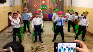 Танец джентельменов в детском саду ! Танец на 8-марта,мальчики поздравляют своих мам ? Бишкек танцы