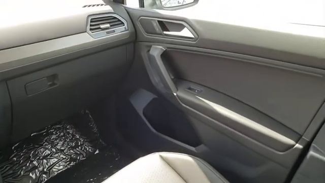 2020 Volkswagen Tiguan Las Vegas, Henderson, North Las Vegas, Boulder City, Mesquite, NV L124303 смотреть онлайн