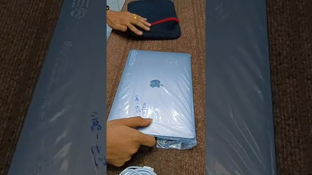 Macbook Pro touchbar 2019 смотреть онлайн