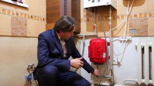 Как установить настенный газовый котел и запустить его?