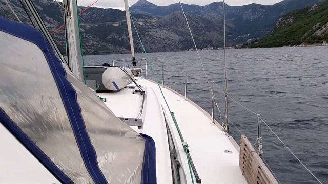 Госпа-од-Шкрпьела с воды смотреть онлайн