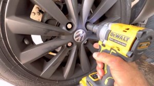 ?Teste da Chave de impacto Dewalt Dcf 922 top