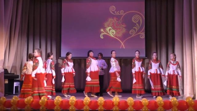 Фольлорный ансамбль Родничок Ой, Дуся, ой, Маруся смотреть онлайн