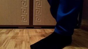 Как научиться ходить лунной походкой
