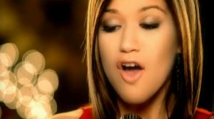 Kelly Clarkson - A Moment Like This