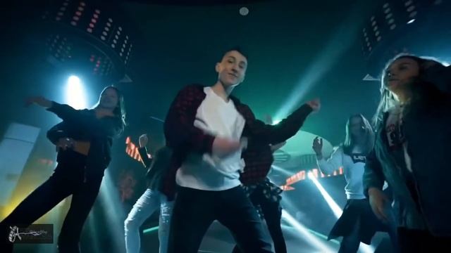 Гром?Шедевральная песня?masterpiece song #СергейДядюн смотреть онлайн