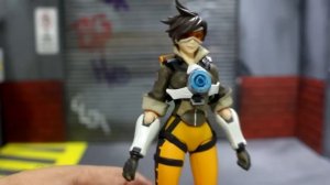 FIGMA TRACER - OVERWATCH - REVIEW (PT BR) - ANEXO GEEK