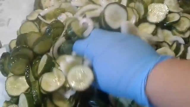 Салат из огурцов на зиму без стерилизации#рецепты #салатизогурцов #recipe #cucumbers #cucumbersalad