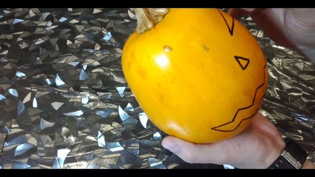Как вырезать тыкву на halloween. смотреть онлайн