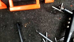Газовый упор на ляду багажника Ваз 2106