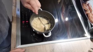 Сытный завтрак за 5 минут. Овсяная каша с беконом и яйцом. Овсянка по новому.