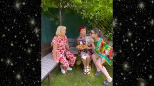 Наташа Королева устроила семейные посиделки с танцами и песнями по поводу скорого отъезда мамы Люды