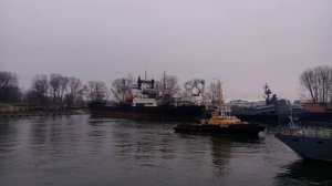 Балтийск. Корабли постоят и ложатся на курс...