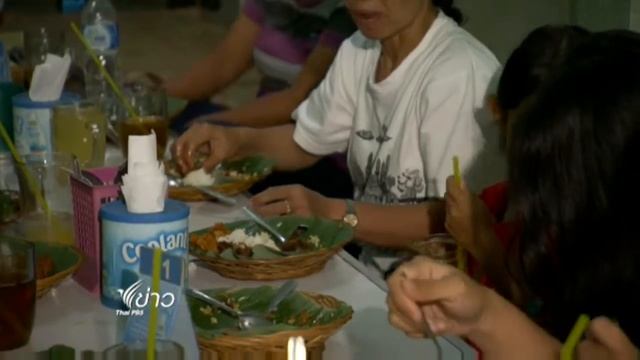ThaiPBS News Scoop "GUDEG" a traditional food from Central Java, Indonesia. :) смотреть онлайн