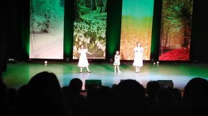 Стихи про деревнюСестры Букановы