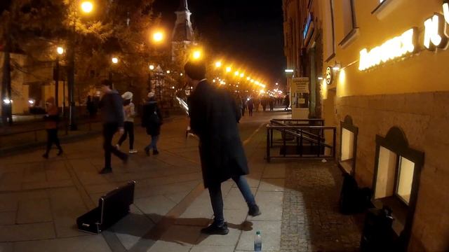 Уличные музыканты 18/11/2019 Санкт-Петербург, Васильевский остров, Виталий Триллов, саксофон