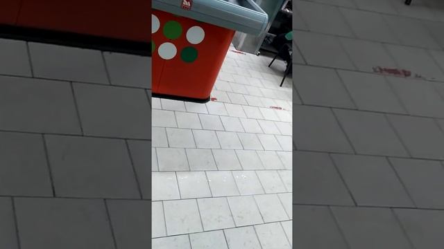 Просрочка в Пятёрочка хамство администратора генерала симоняка 9 ч1 смотреть онлайн