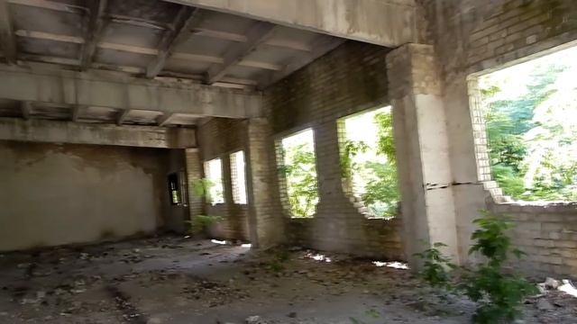 ТАЙНЫЕ ОРУЖЕЙНЫЕ СКЛАДЫ! ДУМАЛИ ЧТО ЧАСТЬ ЗАБРОШЕНА А ОКАЗАЛОСЬ..! В Поисках Клада от Влада! смотреть онлайн