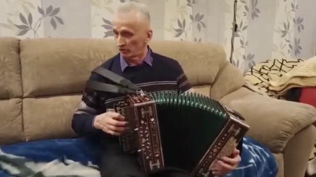 Чудесная песня под гармонь/Играй гармонь любимая!!!