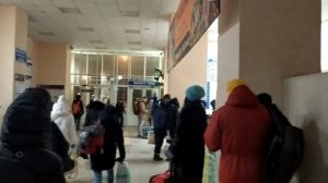 Череповец. Фирменный поезд №618 "Белые ночи" Санкт-Петербург - Вологда прибыл на станцию Череповец-