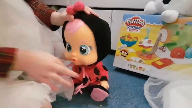 HAPPY BIRTHDAY!ДЕНЬ РОЖДЕНИЯ САШИ.РАСПАКОВКА ПОДАРКОВ.ВИДЕО ДЛЯ ДЕТЕЙ смотреть онлайн