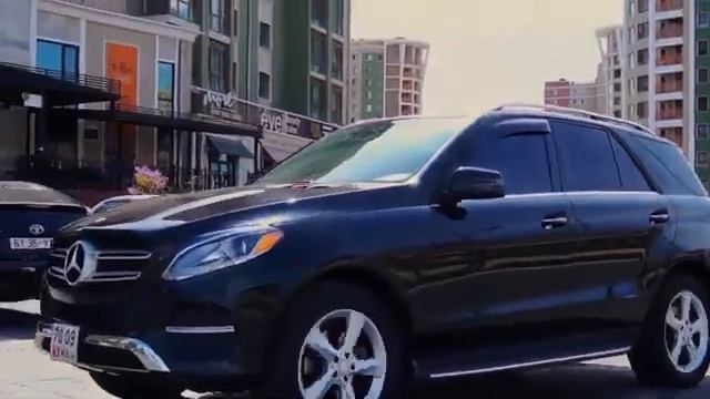 Первый брилиантовый директор компании Энерджи Макс смотреть онлайн