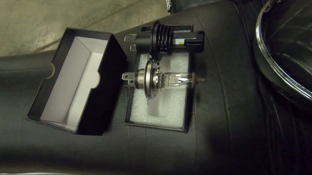 (Важно!!! Смотрите комментарии!!!) LED свет на Bajaj Boxer (Баджадж Боксер). смотреть онлайн