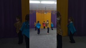 танец "Мы маленькие звезды" группа      "Колоски", 5-6 лет
