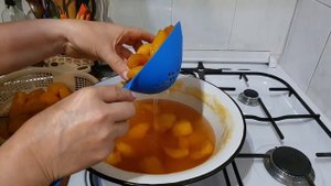 ЦУКАТЫ ИЗ ПЕРСИКА