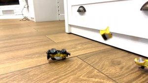 Машинки для мальчиков Дети играют в Машины в ракетах Boom City Racer