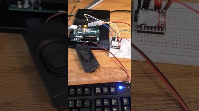 DFRobot Mini MP3 player with Arduino Uno using the AdvancedSettingWithoutACK sample file. смотреть онлайн