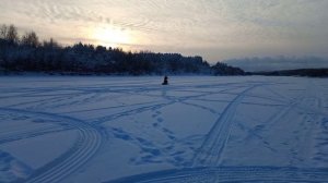 Мотобуксировщик Белка 8л/с легко справляется даже ребёнок.