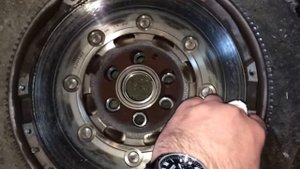 Двухмассовый маховик Škoda Octavia, AGU 1,8T