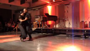 32 Eduardo Cappussi and Mariana Flores
