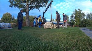 Манипулятор установка камня  в деревне  Бережок SCANIA 143M