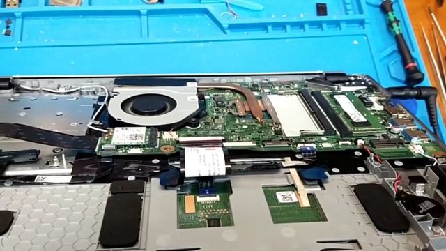 Ремонт залитого ноутбука смотреть онлайн