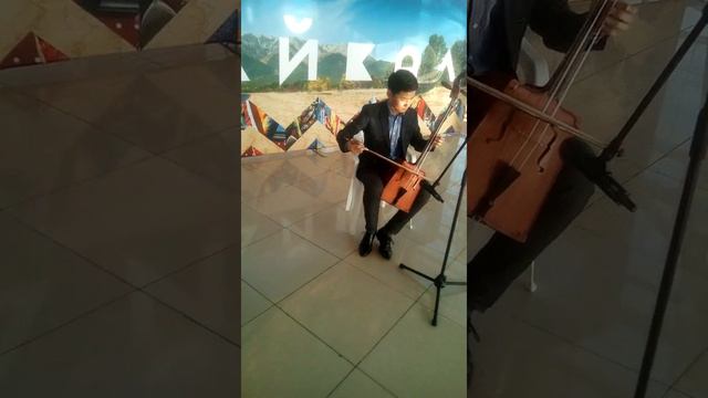 Красиво играет на бурятском инструменте смотреть онлайн