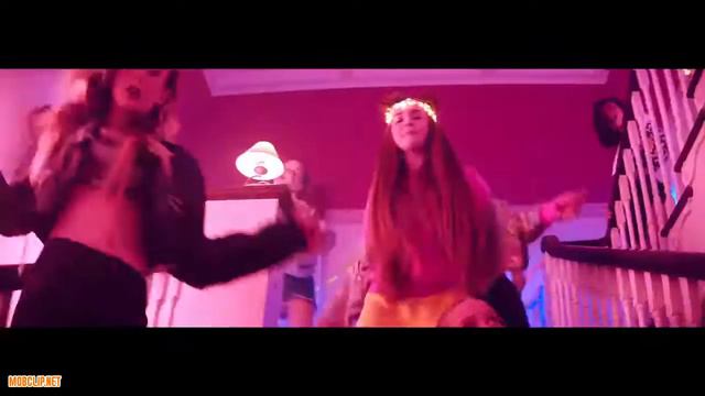 А мама не узнает смотреть онлайн